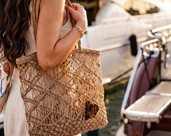 Boho Mesh Tote: Handwoven Square Net - Lightweight, Eco-Friendly
