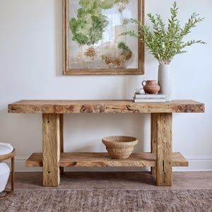 Tavolo consolle rustico personalizzato – Ingresso in legno massello stile fattoria, panca per corridoio stretto con bordo vivo