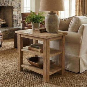 Mesa auxiliar rústica / Mesa auxiliar de madera con borde natural personalizada / Muebles estilo granja