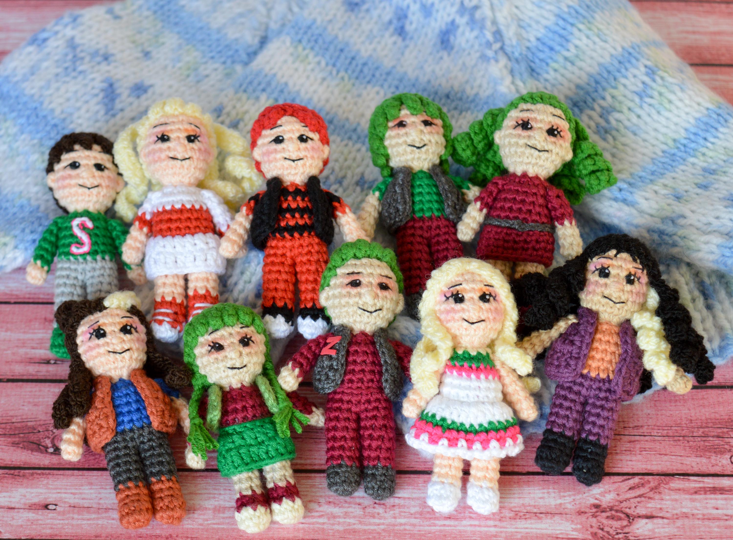 Small Crochet Dolls 3inch From Zombies,zed,nova,victor,zoey