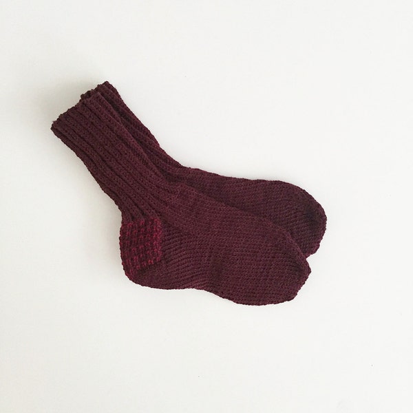 Maroon wool knit  socks US women's size 6 - 9 dark red burgundy socks