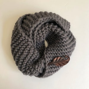 Bulky wool gray scarf - hand knit merino wool scarf with leaf pin