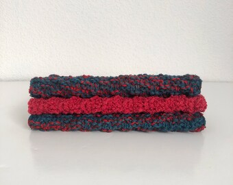 Set of 3 cotton knit washcloths - dark blue and red kitchen dishcloths