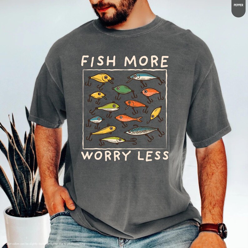 Comfort Colors® Funny Fishing Shirt, Fish More Worry Less, Fishing Dad Shirt, Gift For Dad, Fishing Lover Shirt, Fish Hunting, Fisherman Tee bild 6