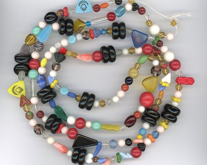 Vintage Mardi Gras Beads 56.75 Original Strand Some Uranium Glass