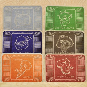 Robot Zombie Ninja Pirate Carotte Viande Veggie Typographie Cartes postales