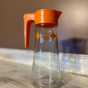 Vintage 1960s Anchor Hocking Pitcher