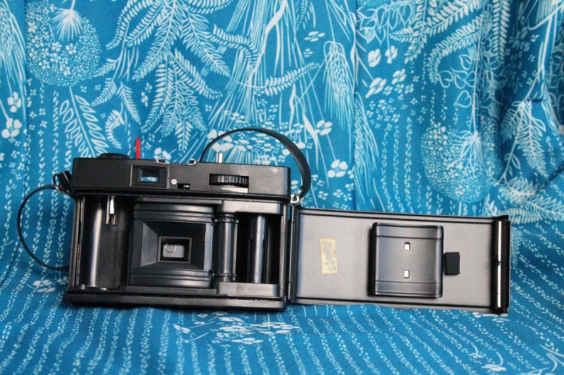 Sitacon ST-3 glass lens 35mm Plastic Camera