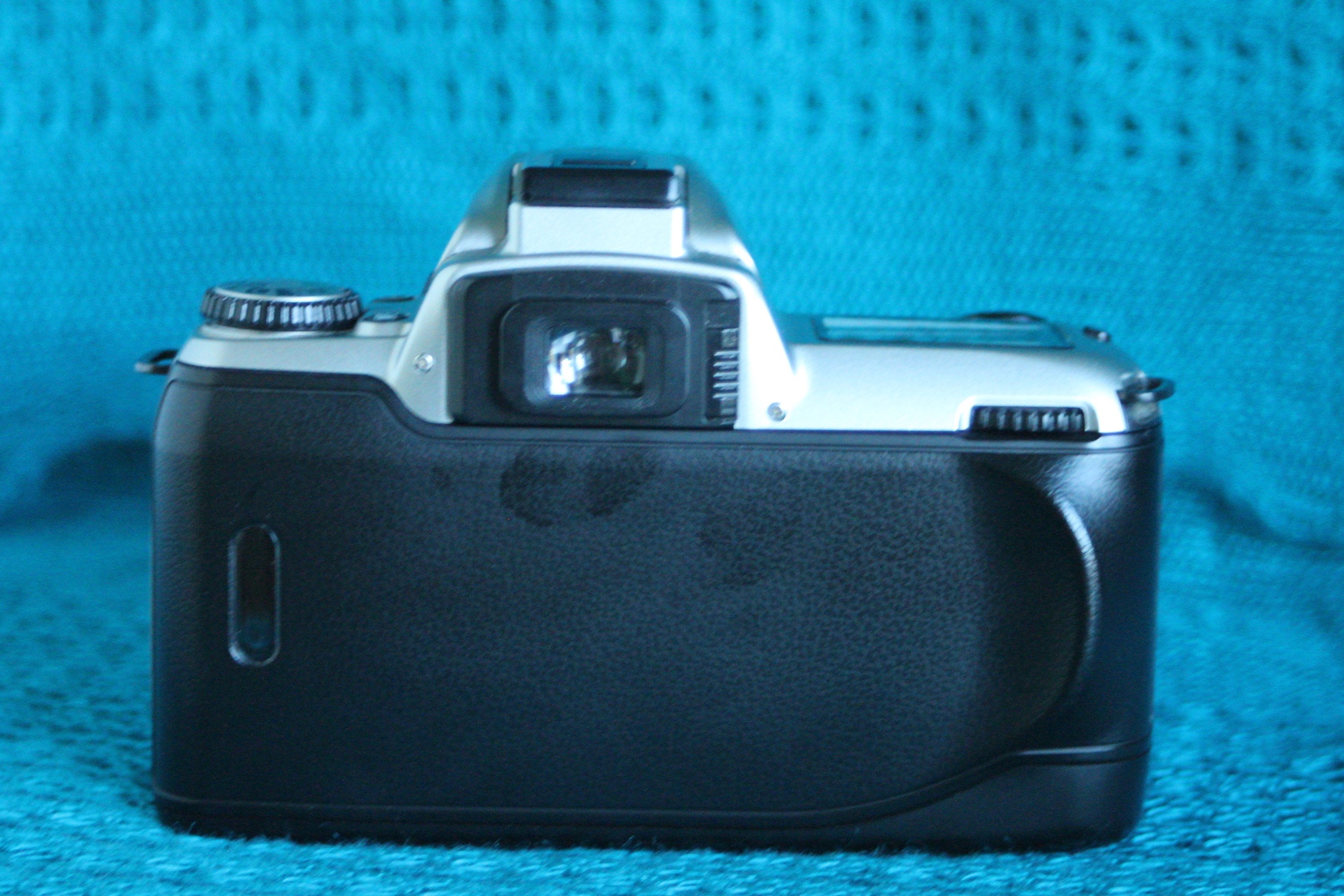 Nikon N65 SLR 35mm Camera