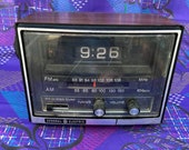 General Electric Analog digital clock radio