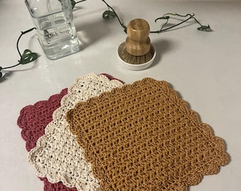 Crochet Cotton Washcloth – 100% Mercerized Cotton, Scalloped Edge Dishcloth, Handmade Kitchen or Bath Cloth|