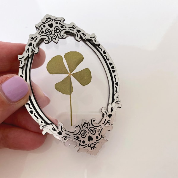 Trapped Pressed Flower - Laser Cut Acrylic Brooch