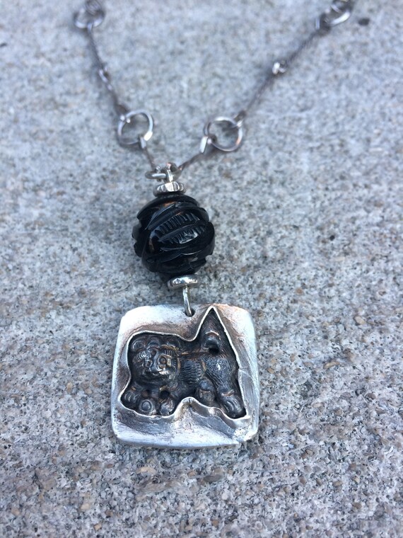 foo dog necklace