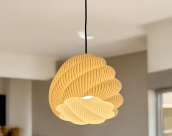 Pantalla de lámpara colgante de diseño escultural, luminaria moderna de estilo orgánico, hecha a mano en Francia, bioplástico de origen vegetal, casquillo E27 — Kamba