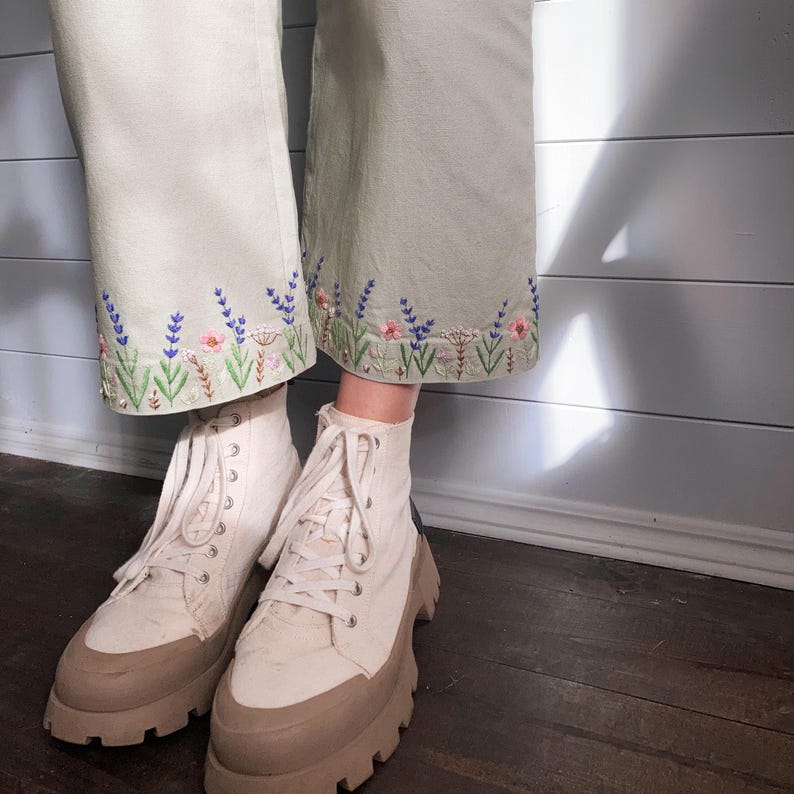 Pants with wildflowers hand embroidery