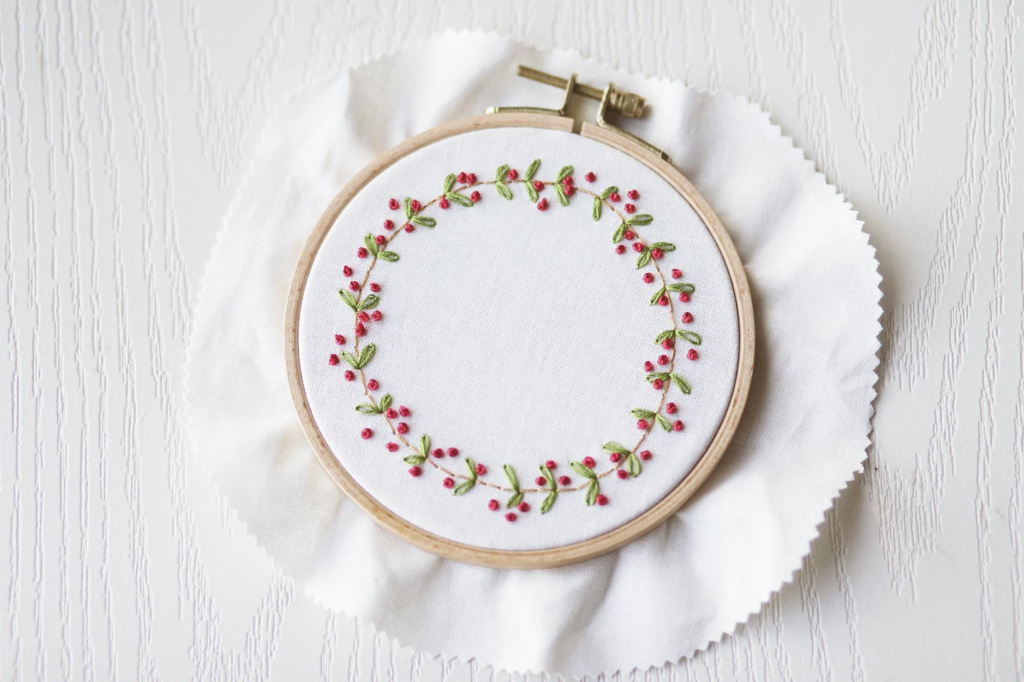 Floral Wreath Embroidery Pattern - Digital Download, Step-by-step Guide ...