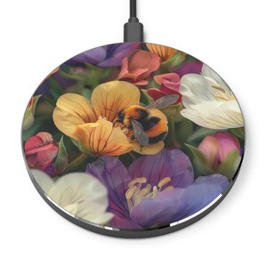 Bumble Bee Wireless Charger: Botanical Floral Art, Nature Lover Gift