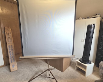 BELL & HOWELL Lumina 1.2 8mm Movie Projector With
