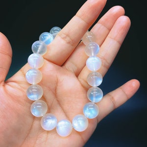 5A Natural Rainbow Moonstone Bracelet With Strong Blue Flash, Very High Quality Healing Crystal Bracelet, Blue Moonstone Beaded Bracelet