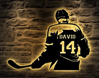 Aangepaste metalen bord hockey met led, gepersonaliseerde naam en nummer muurkunst led-verlichting, hockeycadeaus voor jongens slaapkamer, cadeau voor man, uniek cadeau