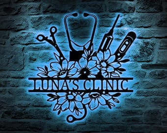 Arte de pared médico floral personalizado, letrero personalizado con nombre de enfermera y médico con diseño de estetoscopio, decoración clínica para oficina, regalo para estudiantes de medicina