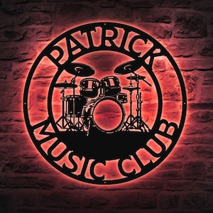 Arte de pared de metal con instrumentos musicales personalizados y luces LED, letrero personalizado para sala de música, regalo para músico, letrero de guitarra, batería y teclado, regalo navideño.