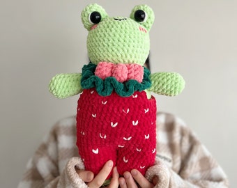 Strawberry Frog Crochet Pattern: Bella Amigurumi Plushie (Instructions)