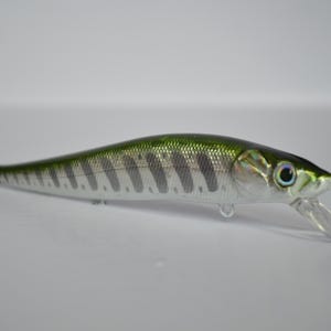 Great Lakes Emerald Shiner Jerk-bait Fishing Lure