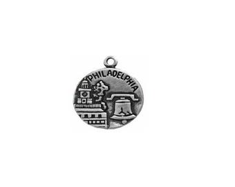 Philadelphia-berlock i sterlingsilver | Broderlig kärleks stad-berlock | Tillverkad i USA