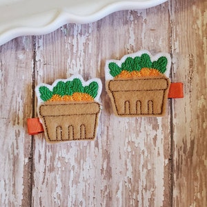 Carrot Hair Clip, Easter Carrot Clip, Carrot Hair Bow, Easter Hair Clip, Carrot Basket, Felt Hair Clips, Hair Clips, Easter Bows,  Barrettes