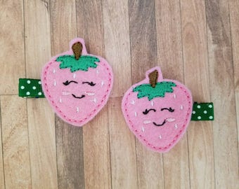 Strawberry Hair Clip, Strawberry Hair Accessories, Felt Hair Clips, Hair Clip, Hair Bows, Hair Bow Clip, Barrettes, Todder Gift