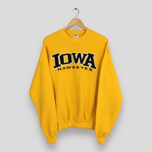 Vintage Iowa Hawkeyes Football Yellow Sweatshirt Medium Iowa Hawkeyes Ncaa Crewneck University Of Iowa Jumper Iowa College Sweater Size M
