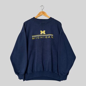 Vintage University Of Michigan Sweatshirt Large Michigan Embroidered Spell Out Logo Pullover UM Wolverines Football Crewneck Umich Sweater L