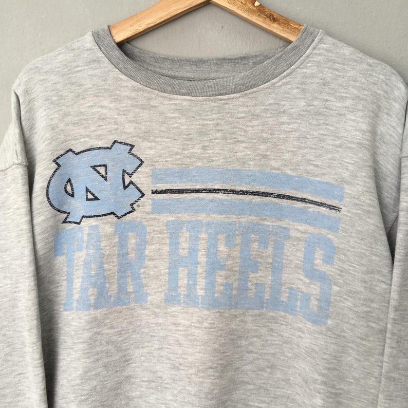 Vintage jaren 90 North Carolina Tar Heels voetbalshirt grote UNC Chapel Hill North Carolina NCAA trui met ronde hals North Carolina maat L afbeelding 2
