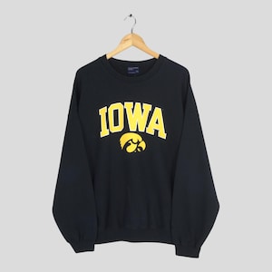 Vintage Iowa Hawkeyes NCAA Sweatshirt 2XLarge Iowa Hawkeyes Football Printed Crewneck University Of Iowa Jumper Iowa College Sweater 2XL