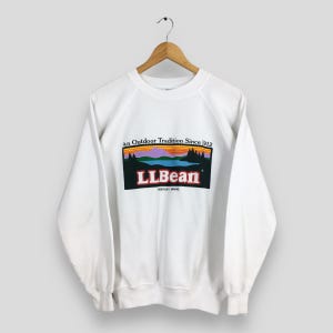 Vintage 90s LL Bean Logo Sweatshirt Medium LL Bean Outdoor Tradition Hiking Mountain Crewneck LL Bean Sportswear Pullover Ll Bean Sweater M