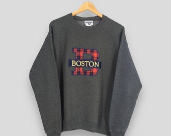 Vintage 90er Jahre Boston State graues Sweatshirt Großes Boston USA Crewneck Boston Stickerei Spell Out Pullover Boston Universität Pullover Größe L