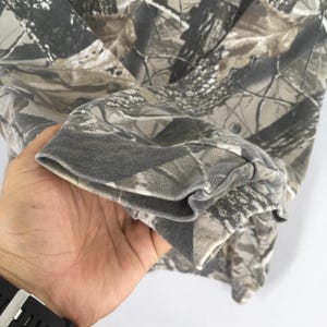Vintage Outfitters Ridge Mossy Oak Camo Sweatshirt Large Camouflage Real Tree Hunting Crewneck Jumper Mossy Forest Bucks Printed Sweater L image 4