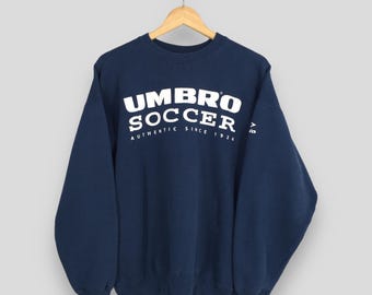 Sudadera deportiva de fútbol Umbro vintage azul mediana de los años 90 con el logotipo de Umbro Soccer Spell Out, jersey de fútbol Umbro para hombre, talla M