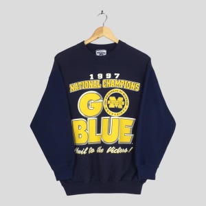 Vintage Michigan Wolverines Sweatshirt Medium 97 National Champions Go Blue Michigan Wolverines Printed Jumper Michigan University Sweater M