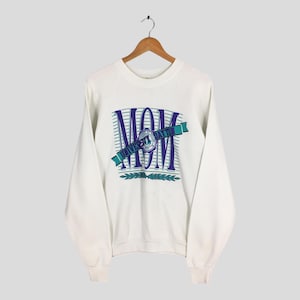 Vintage University of Dayton Mom White Sweatshirt XLarge Dayton University Printed Crewneck Dayton Flyers NCAA Basketball Sweater Size XL