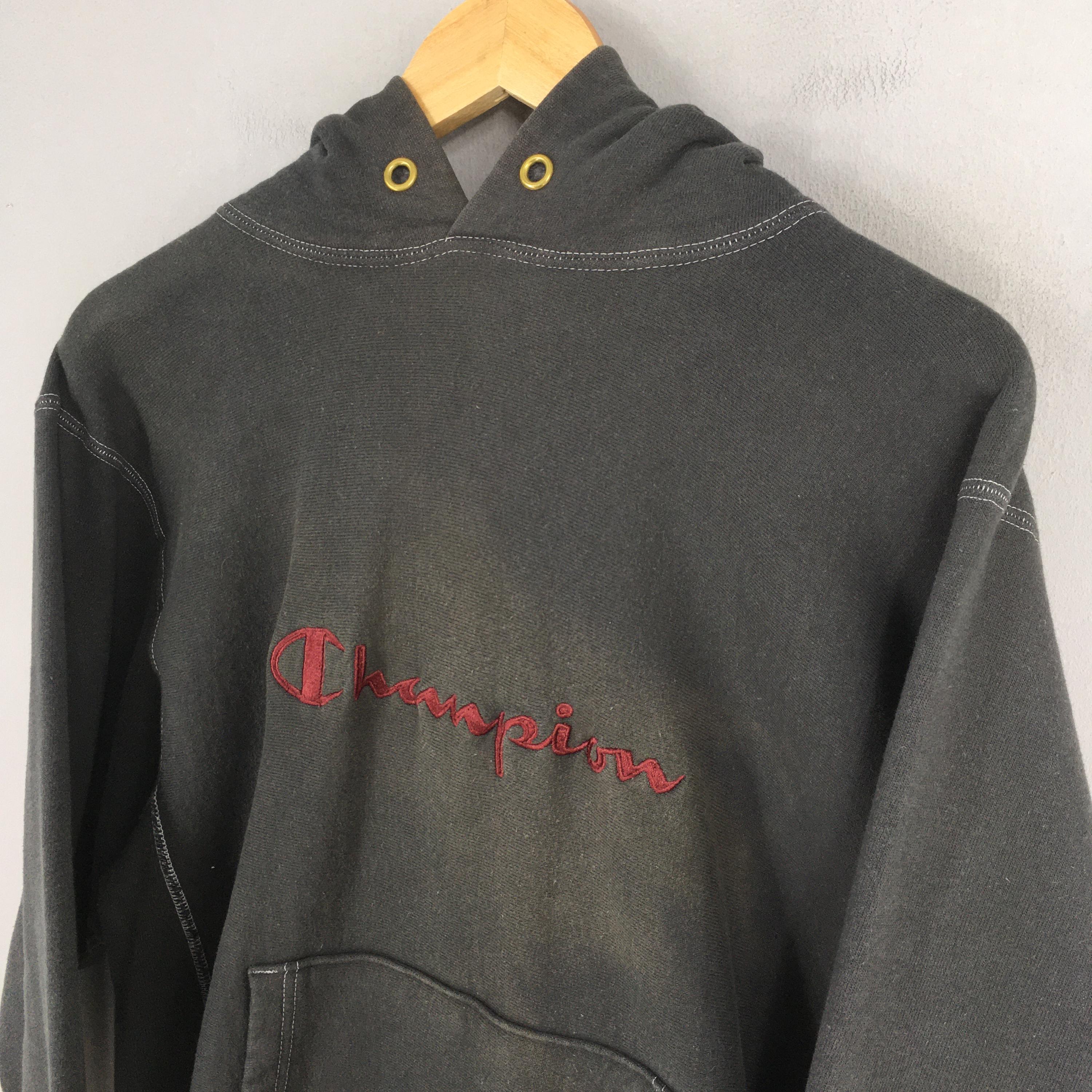 Champion REVERSE WEAVE Logo Sweatshirt (Women's Size S) cotton black type Vintage Second Hand main image 0