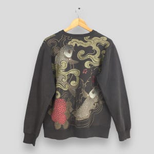 Vintage 90s Fish Koi Sukajan Japan Black Sweatshirt Large Sukajan Koi Fish Printer Souvenir Japanese Culture Tattoo Dragon Crewneck Size L