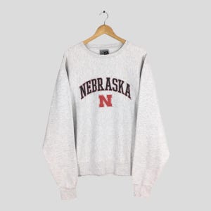 Vintage Nebraska Huskers NCAA Gray Sweatshirt 2XLarge University of Nebraska Crewneck Nebraska Cornhuskers Football Printed Sweater Size 2XL