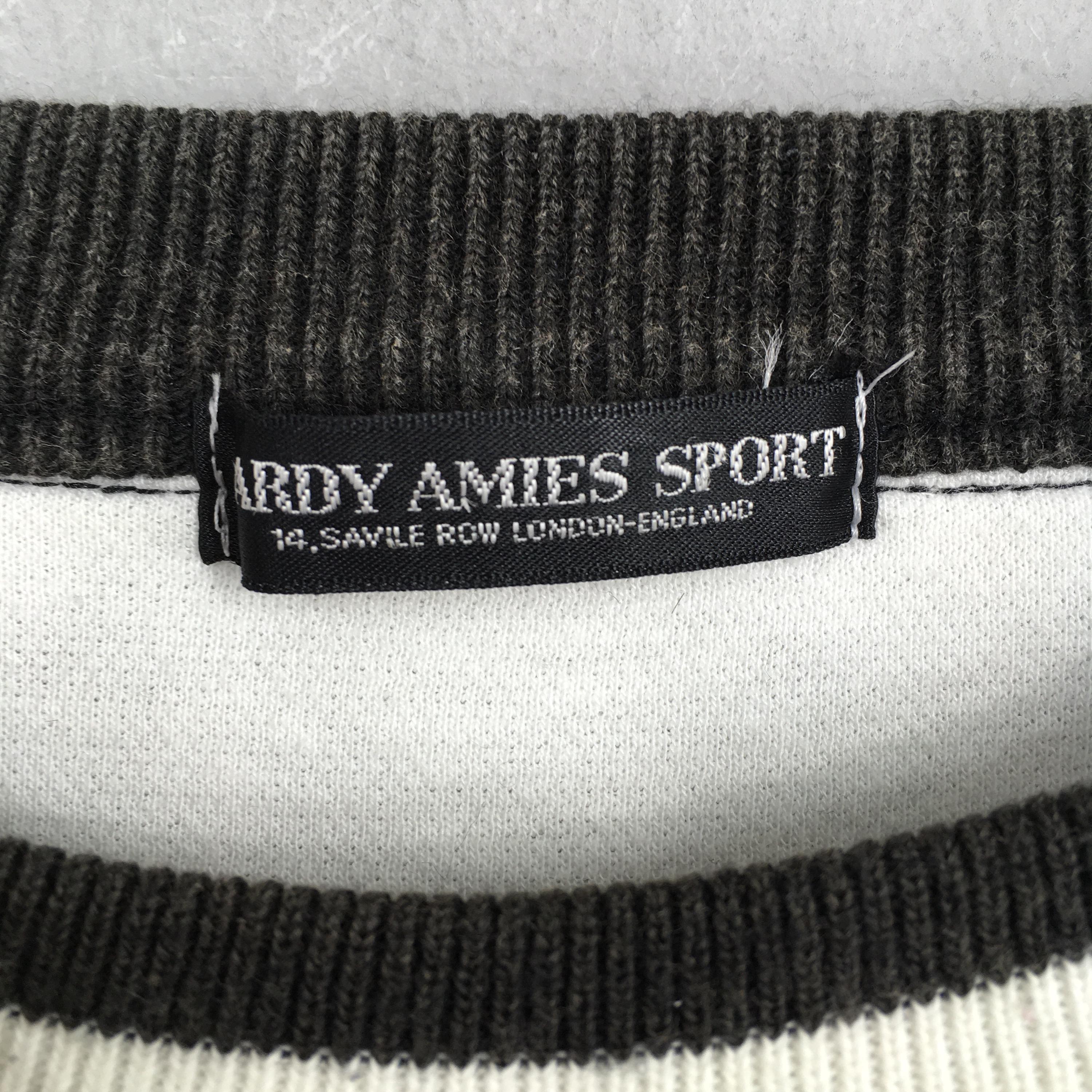 Vintage 90s Hardy Amies Sport White Sweatshirt Medium Hardy Amies 