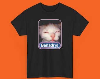 T-shirt chat Benadryl Meme, Benny mignon, cadeau pour les amoureux des chats, chemise noire douce et confortable, t-shirt graphique pour amis chemise drôle mignonne rétro vintage