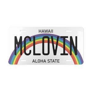 Placa frontal engraçada McLovin, placa de vaidade engraçada, decoração de carro fofa havaiana, acessórios para veículos, presente para marido apaixonado por carros