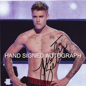 Justin Bieber SIGNED 8
