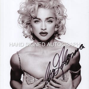 MADONNA AUTOGRAPH Hand Signed 8 1/2 x 11 Photo With Coa
