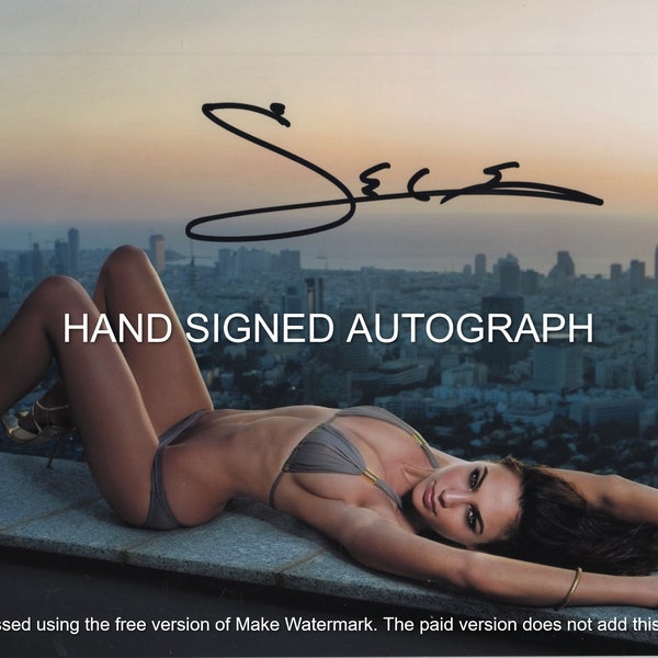GAL GADOT AUTOGRAPHED Original Hand Signed Autographed 8 12 x 11 Color Photo With Coa